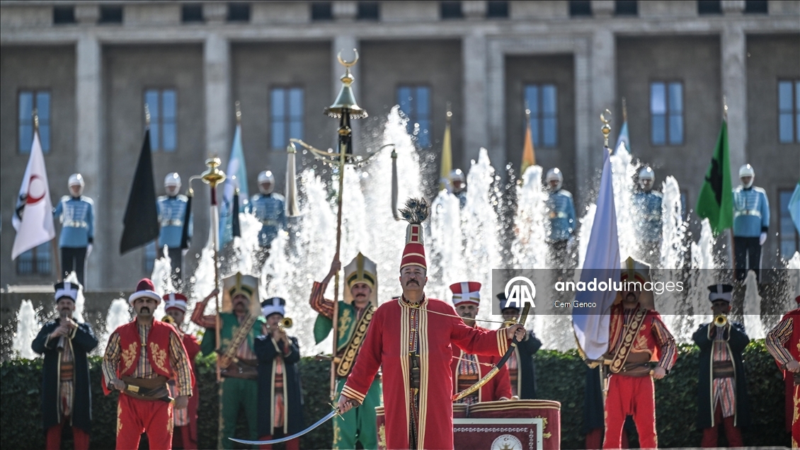 Ankara'da Cumhuriyet Bayramı dolayısıyla resmi geçit töreni yapıldı