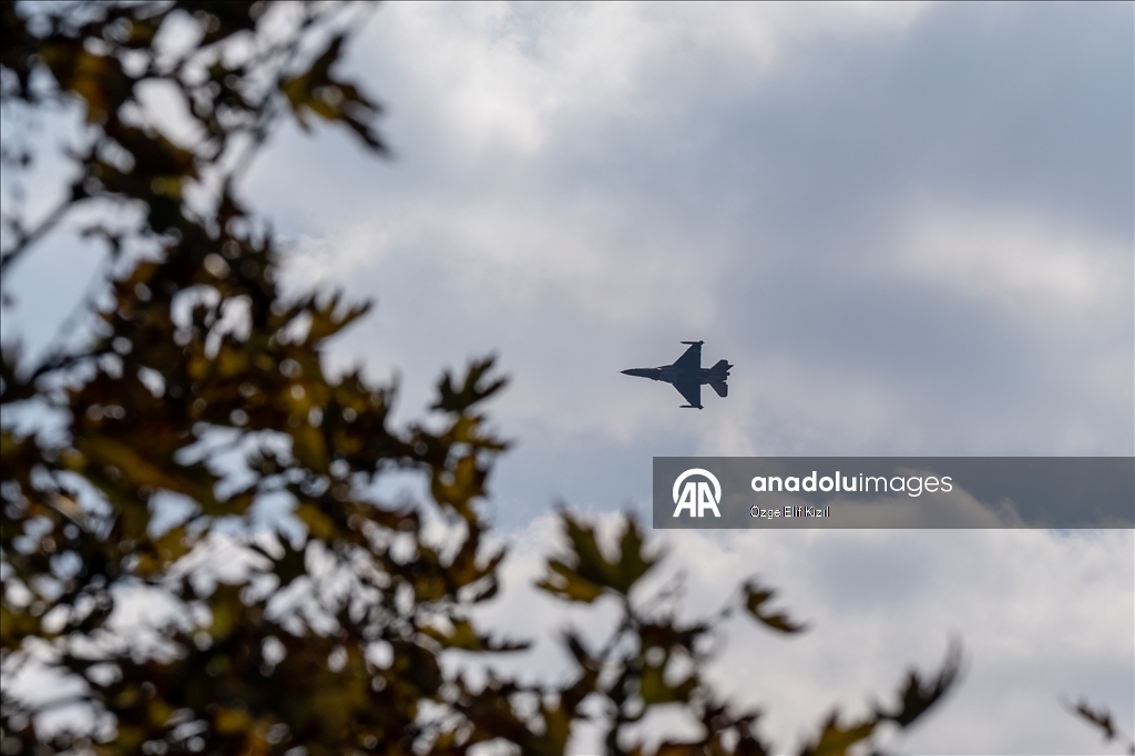 Ankara'da Cumhuriyet Bayramı dolayısıyla resmi geçit töreni yapıldı