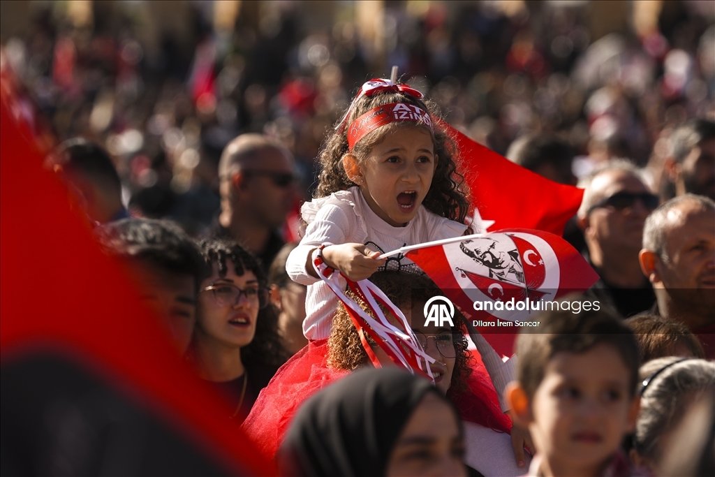 Türkiye Cumhuriyeti 102. yılını kutluyor