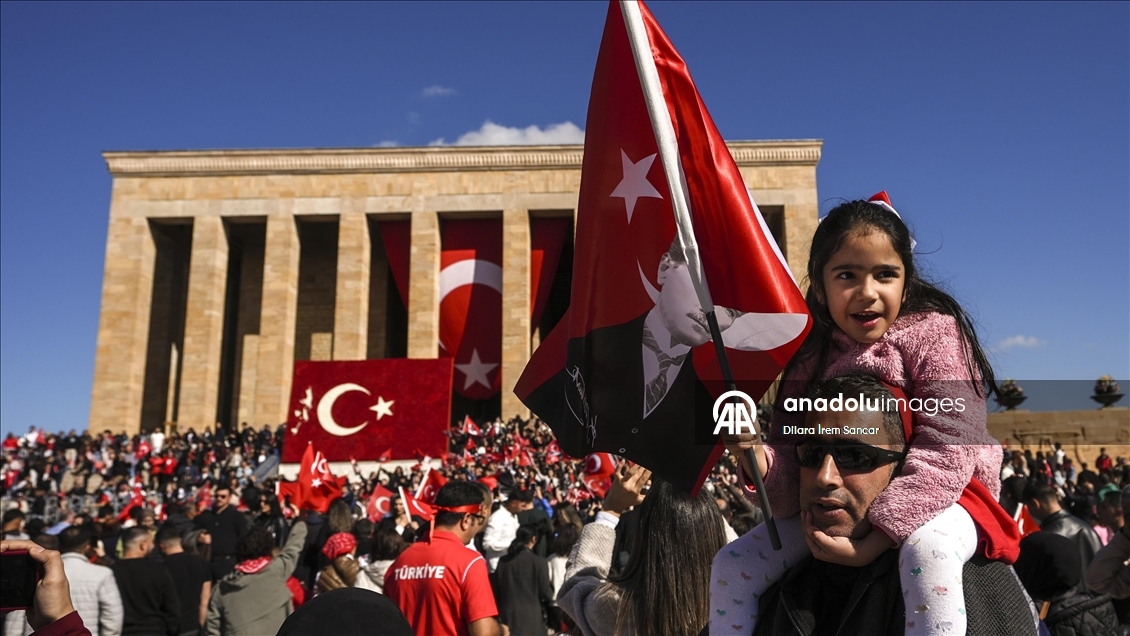 Cumhuriyet’in 102. yılı düzenlenen etkinliklerle kutlanıyor