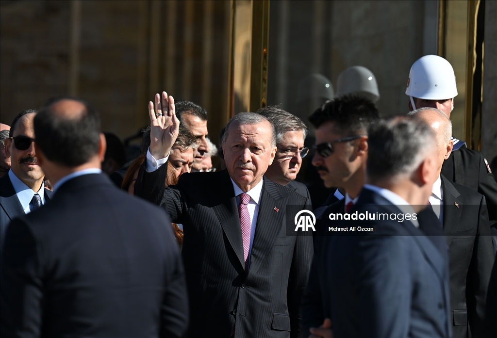الرئيس أردوغان يشارك في الاحتفال بذكرى تأسيس الجمهورية