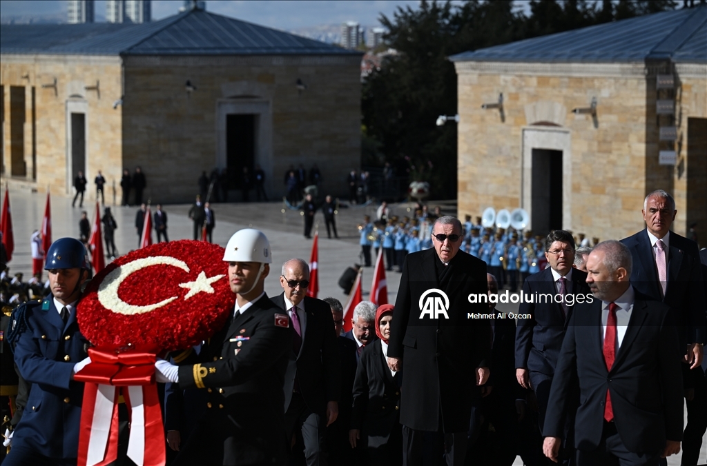 الرئيس أردوغان يشارك في الاحتفال بذكرى تأسيس الجمهورية