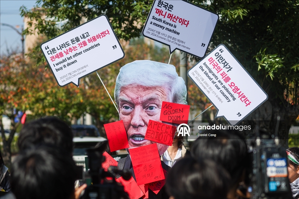 В Южной Корее прошли акции протеста перед визитом Дональда Трампа