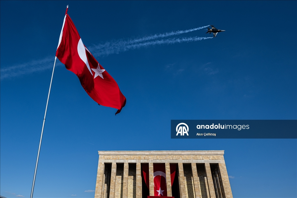 Turkiye marks 102nd Republic Day with nationwide celebrations
