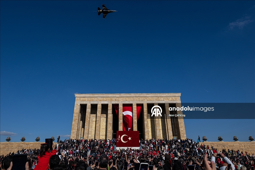 Turkiye marks 102nd Republic Day with nationwide celebrations