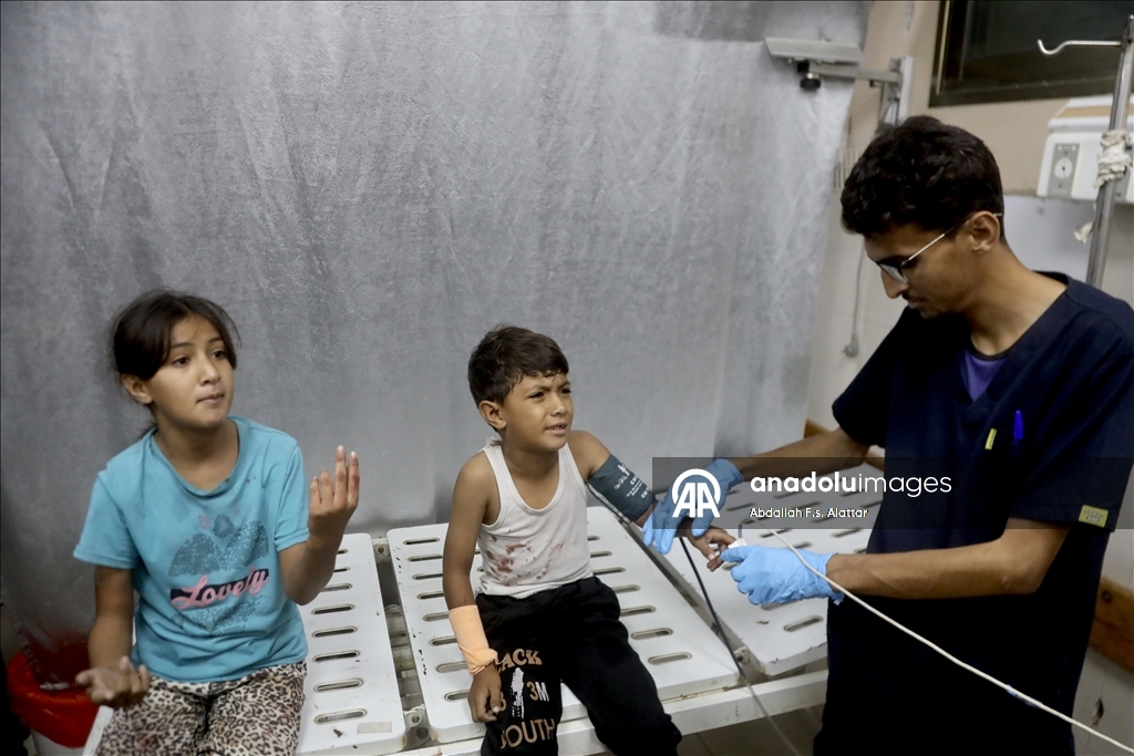 Израиль нарушил прекращение огня в Газе, нанеся удар по палаточному лагерю в Хан-Юнусе