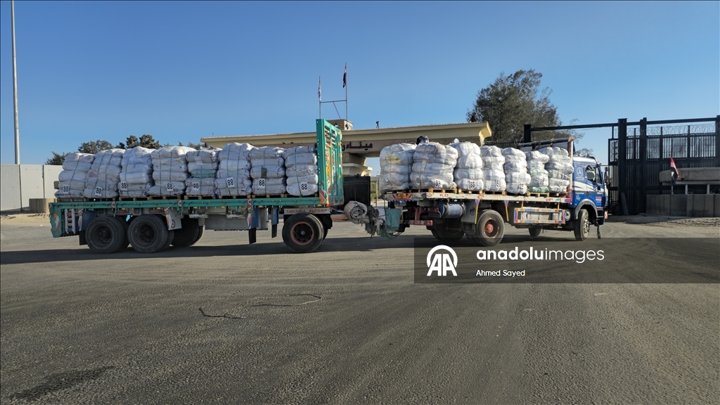 Гуманитарные грузы продолжают поступать в Газу