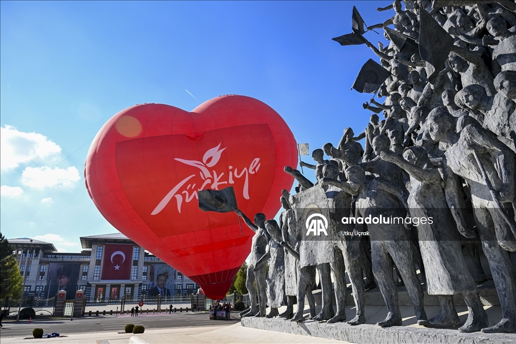 Cumhuriyet’in 102. yıl dönümü kutlanıyor