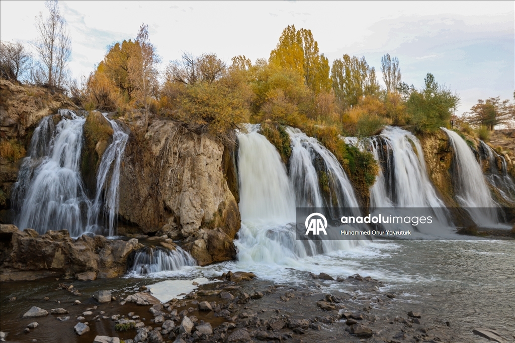 Водопад Мурадийе - жемчужина востока Турции