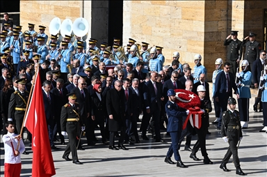 الرئيس أردوغان يشارك في الاحتفال بذكرى تأسيس الجمهورية