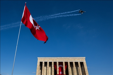 Turkiye marks 102nd Republic Day with nationwide celebrations