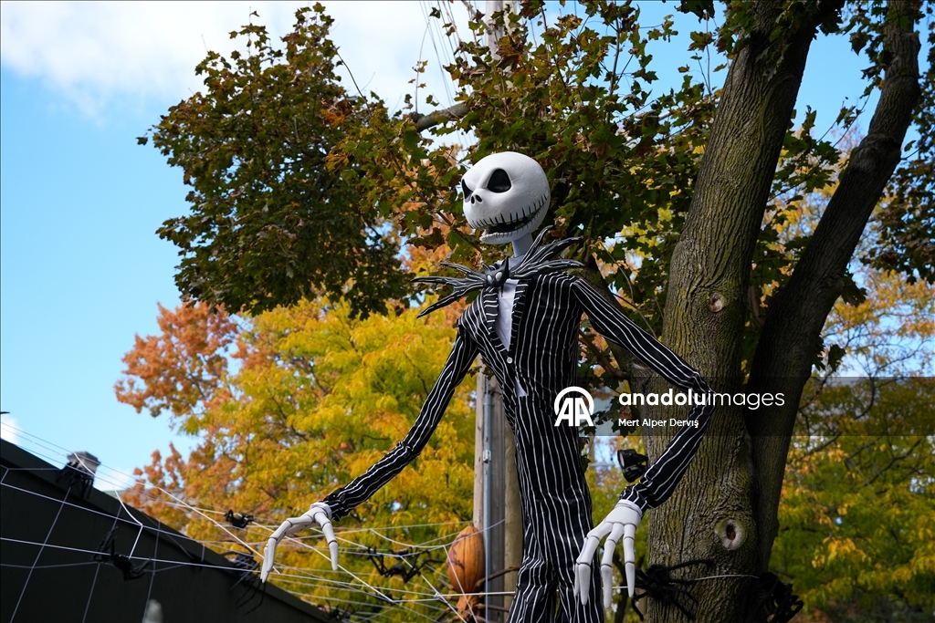 В Торонто готовятся к Хэллоуину