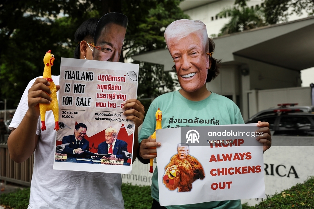 Protest against Agreement on Rare Earth Minerals between Thailand and the U.S.