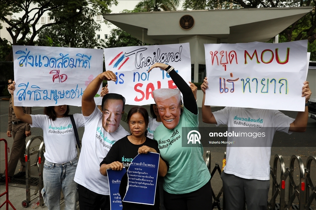 Protest against Agreement on Rare Earth Minerals between Thailand and the U.S.