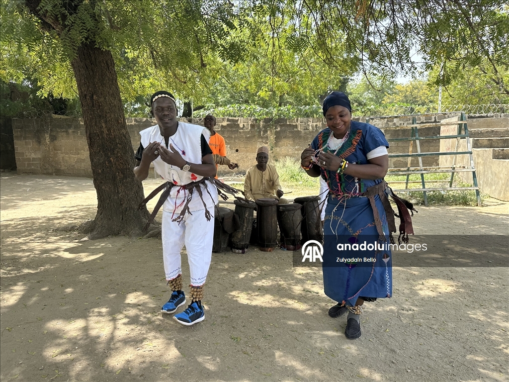Nijerya'nın yüzyıllık sesi: Duman Girke