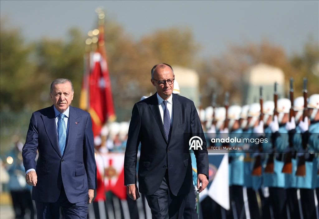 Cumhurbaşkanı Erdoğan, Almanya Başbakanı Merz'i resmi törenle karşıladı