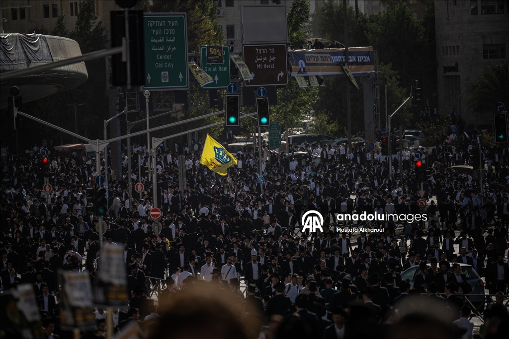 Ultra-Orthodox Jews protest mandatory military service in Jerusalem