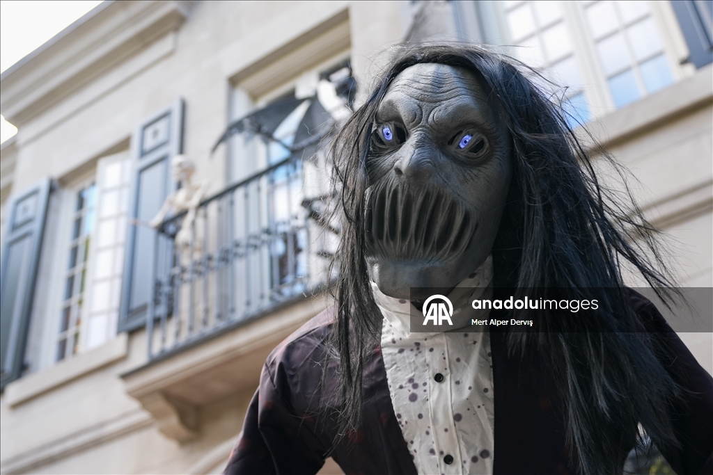 В Торонто готовятся к Хэллоуину