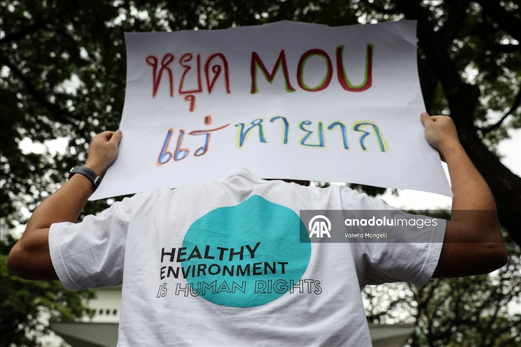 Protest against Agreement on Rare Earth Minerals between Thailand and the U.S.