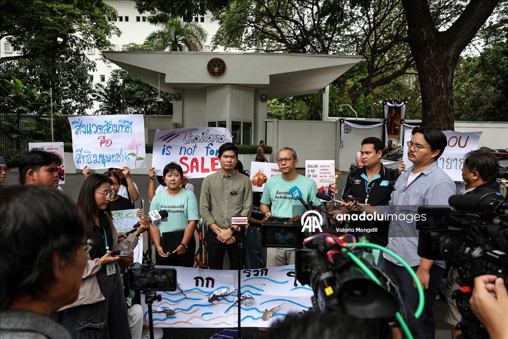 Protest against Agreement on Rare Earth Minerals between Thailand and the U.S.