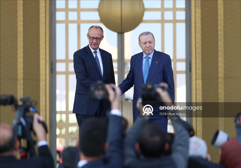Cumhurbaşkanı Erdoğan, Almanya Başbakanı Merz'i resmi törenle karşıladı