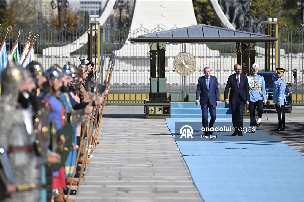 Cumhurbaşkanı Erdoğan, Almanya Başbakanı Merz'i resmi törenle karşıladı