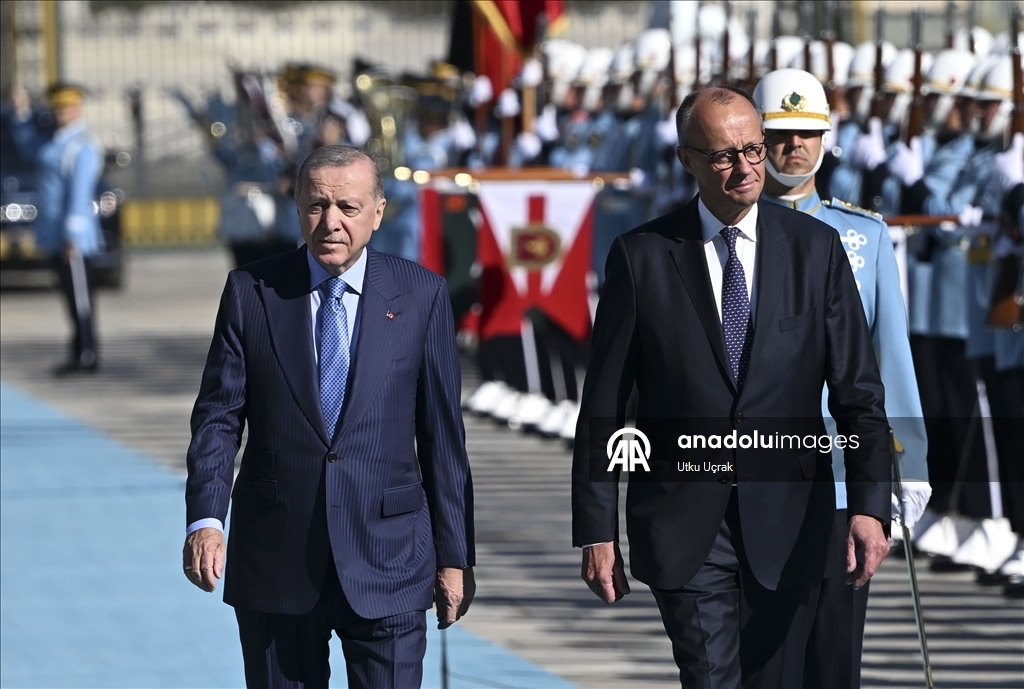 Cumhurbaşkanı Erdoğan, Almanya Başbakanı Merz'i resmi törenle karşıladı