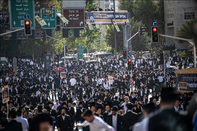 Ultra-Orthodox Jews protest mandatory military service in Jerusalem