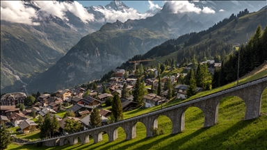 A magnificent valley in the middle of the Alps: Lauterbrunnen