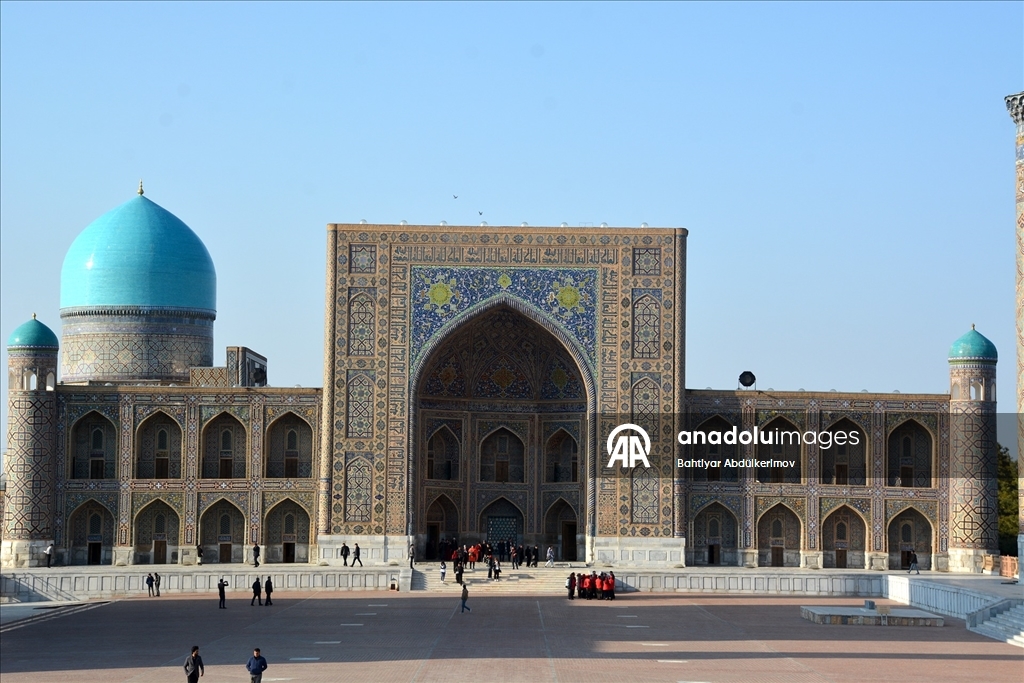 UNESCO Genel Konferansının başladığı Semerkant, tarihi ve kültürel yapılarıyla öne çıkıyor