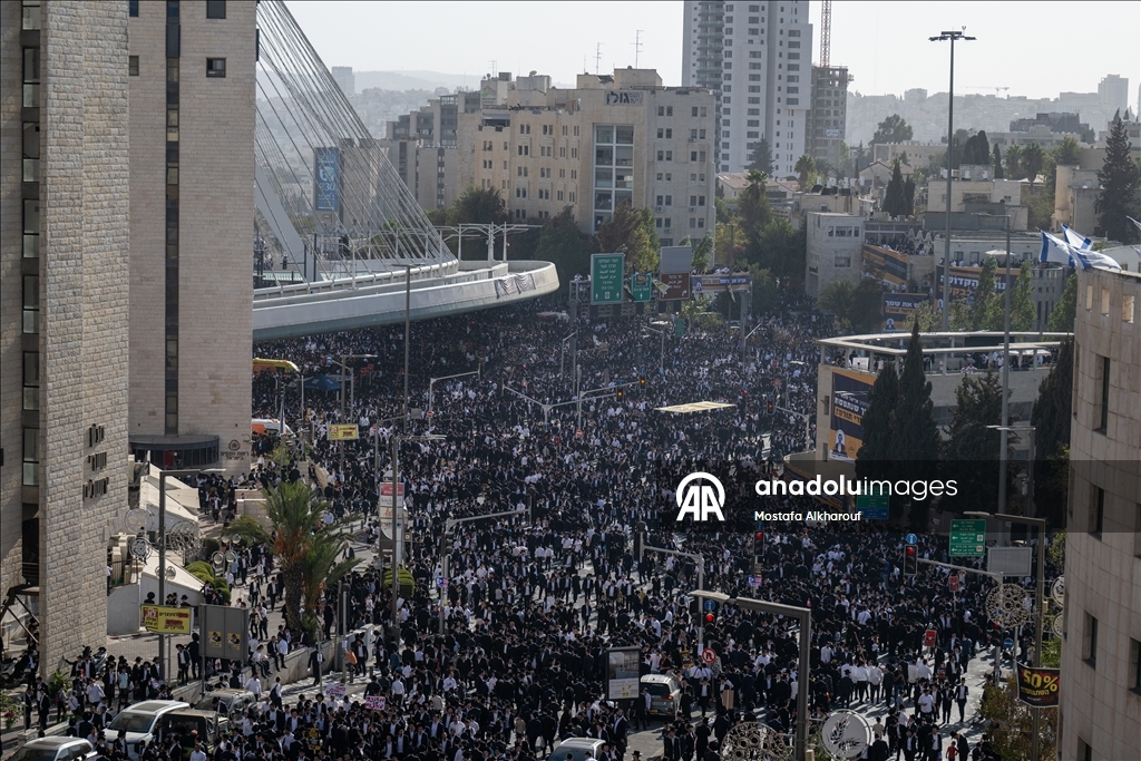 Десятки тысяч ультраортодоксов протестуют против призыва в Иерусалиме