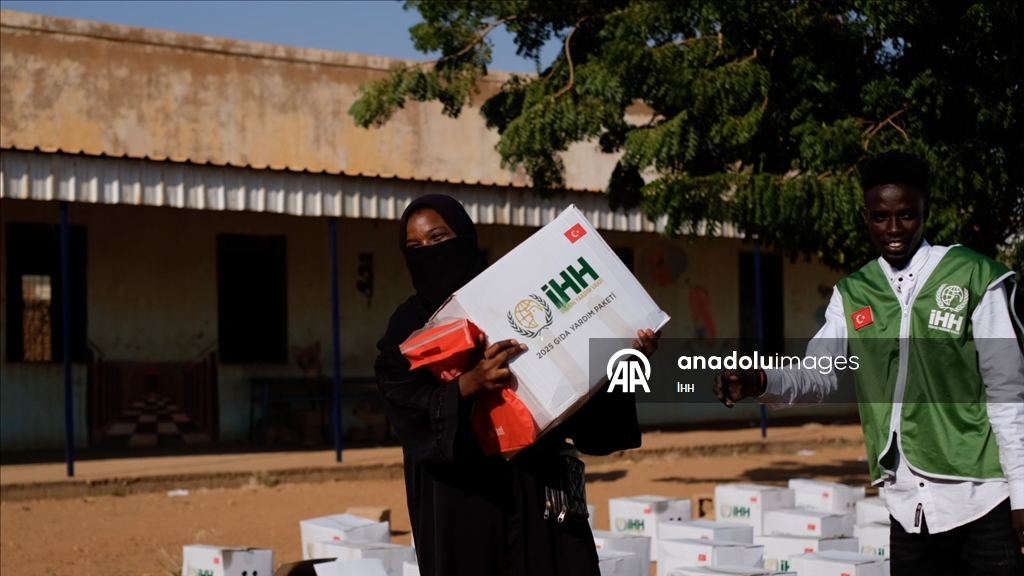 Гуманитарный фонд İHH отправил в Судан 333 контейнера гуманитарной помощи