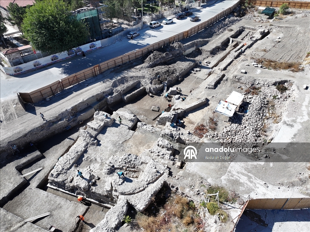 Foundation of one of the Seljuk-era castle gates uncover in Konya