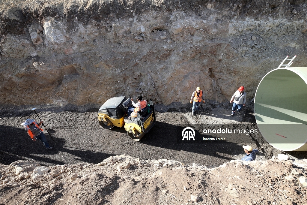 Dev boruların döşendiği Muş Ovası'nda tarım arazileri suya kavuşacak