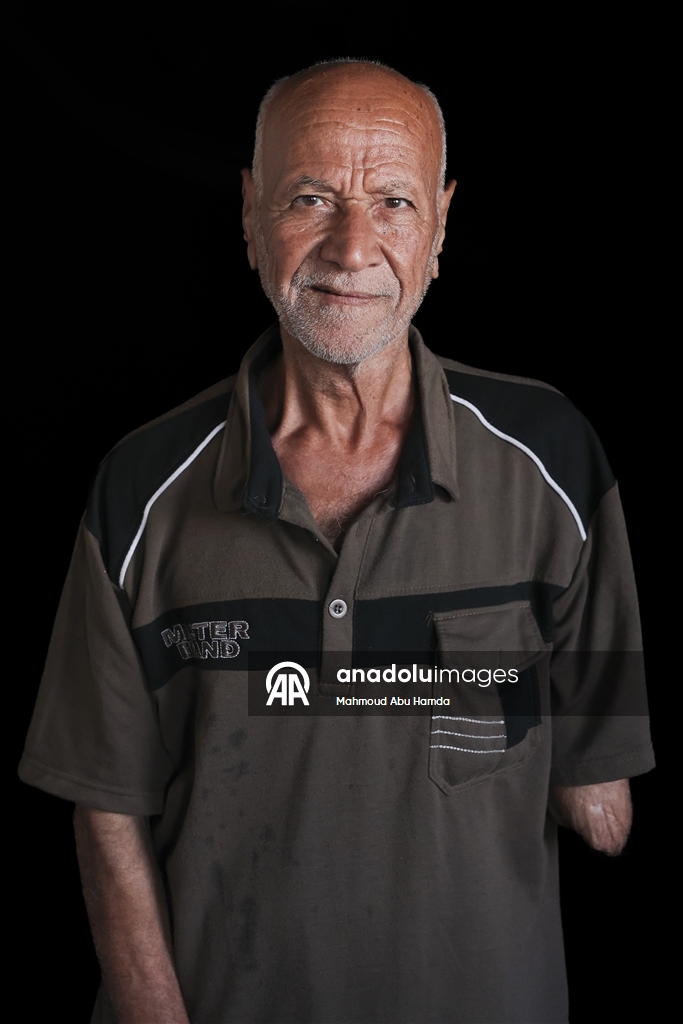 Палестинец Махмуд Саллуут, ставший инвалидом после израильских атак, борется за жизнь