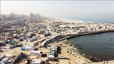 Geçmişte turistik bir yer olan Gazze Limanı günümüzde evleri yıkılan Filistinlilerin barınma alanı oldu