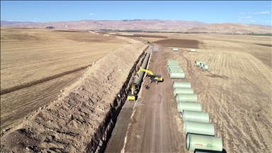 Dev boruların döşendiği Muş Ovası'nda tarım arazileri suya kavuşacak