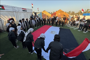 اللجنة المصرية بغزة تفتتح مخيما للأطفال للأيتام