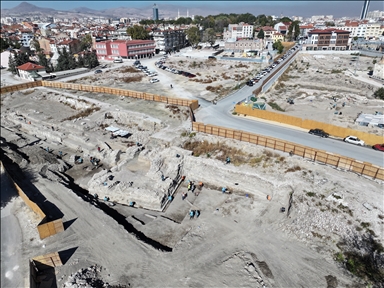 Foundation of one of the Seljuk-era castle gates uncover in Konya