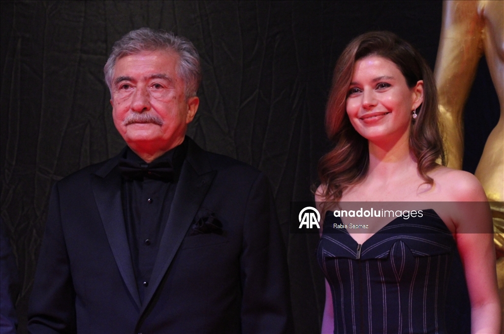 62. Uluslararası Antalya Altın Portakal Film Festivali Ödül Töreni kırmızı halı geçişiyle başladı