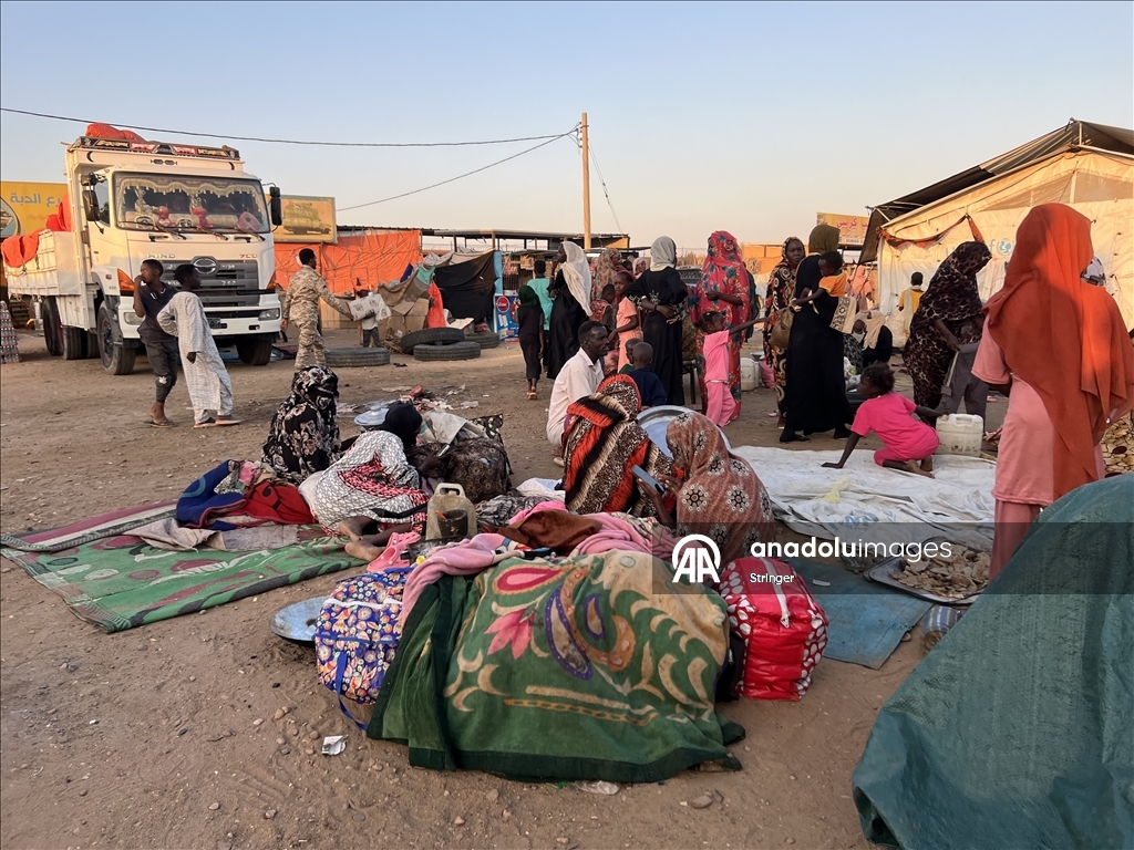Sudan'ın Faşir şehrinden son günlerde 62 binden fazla kişi yerinden edildi