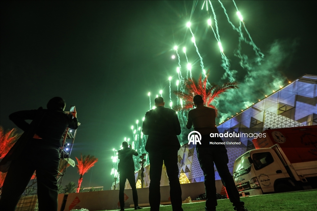 Mısır'da "dördüncü piramit" olarak adlandırılan Büyük Mısır Müzesi törenle açıldı