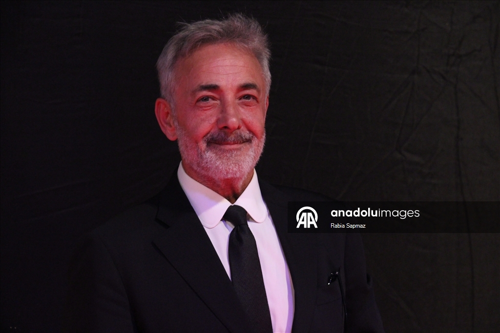 62. Uluslararası Antalya Altın Portakal Film Festivali Ödül Töreni kırmızı halı geçişiyle başladı