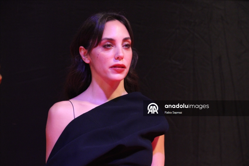 62. Uluslararası Antalya Altın Portakal Film Festivali Ödül Töreni kırmızı halı geçişiyle başladı