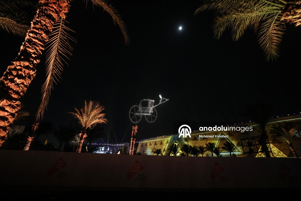 Mısır'da "dördüncü piramit" olarak adlandırılan Büyük Mısır Müzesi törenle açıldı