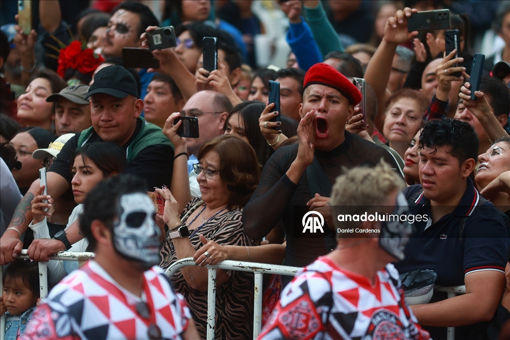 Парад в честь «Дня мертвых» в Мексике