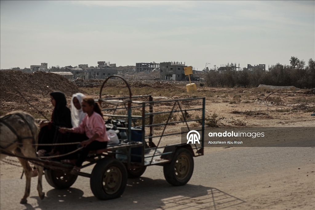 İsrail ordusu Deyr el-Belah’ın doğusundaki tampon bölgede sınır işaretleri koydu