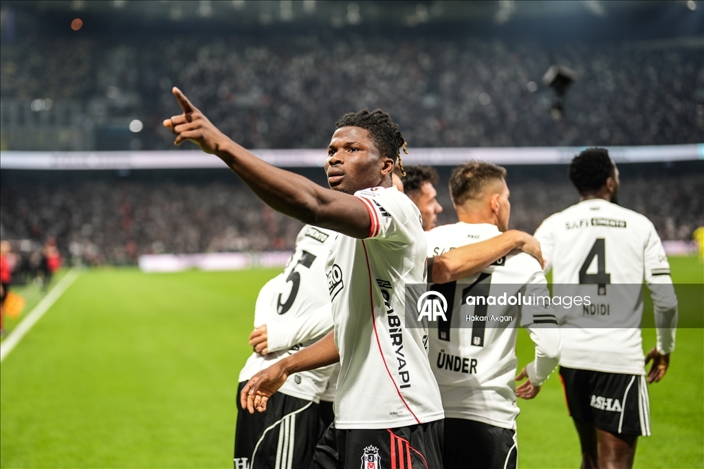 Beşiktaş - Fenerbahçe q