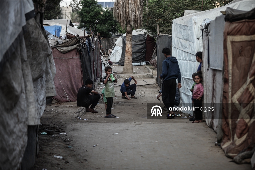 Gazze'deki Nuseyrat Kampı’nda yıkımın gölgesinde günlük yaşam