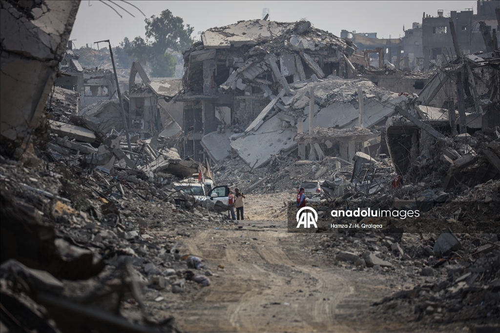 Gazze'de İsrailli esirlerin cesetlerini arama çalışmaları sürüyor